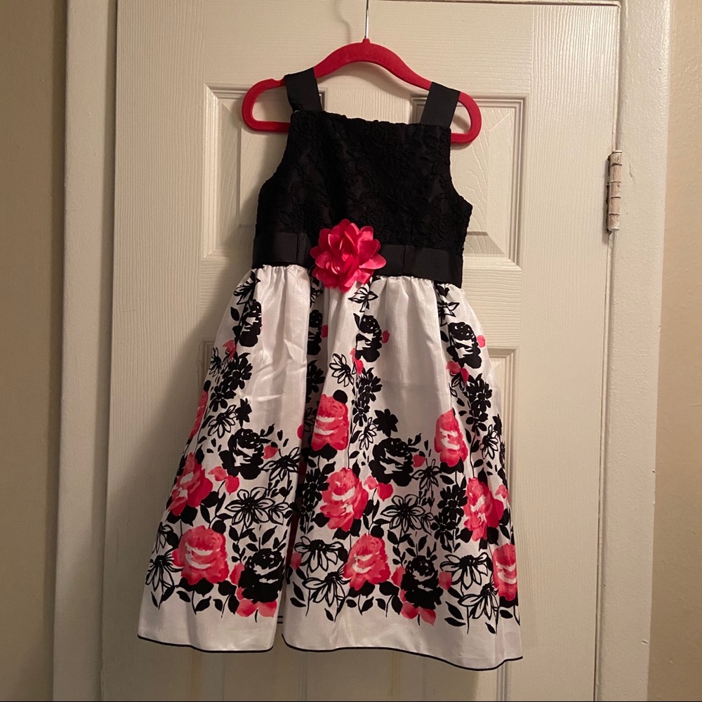 Youngland dress size 5